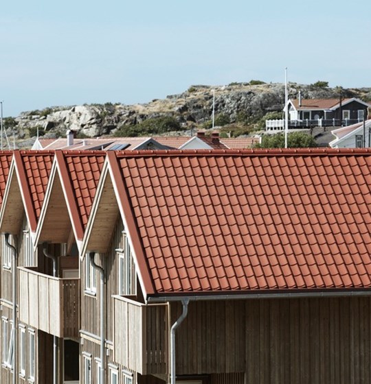 Nytt tak med Takpanneplåt på sluttande tak i klassiskt utförande